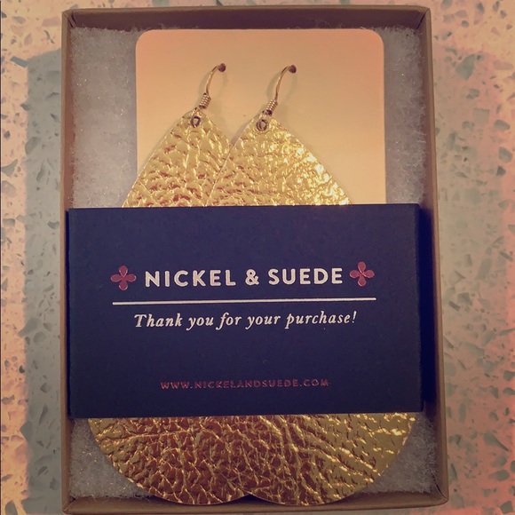 Nickel and Suede Jewelry - Nickel and Suede gold hammered leather earrings